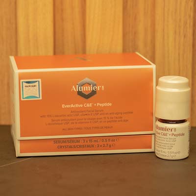 Virtual Tour of Everblooming Cosmetic & Laser Clinic in Pickering, ON