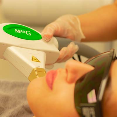 Virtual Tour of Everblooming Cosmetic & Laser Clinic in Pickering, ON